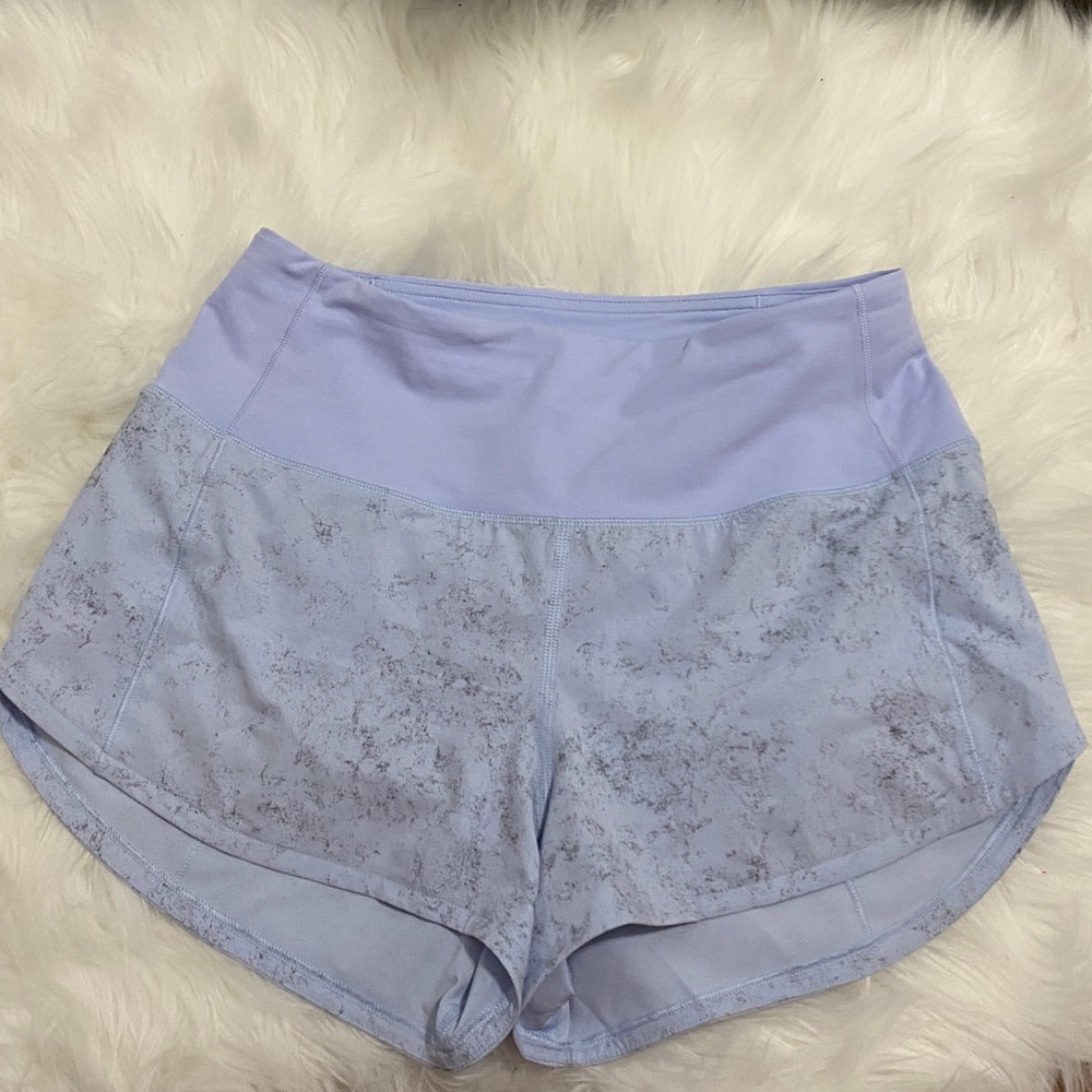 Rare Brand new Lululemon high rise Size 4 Shorts